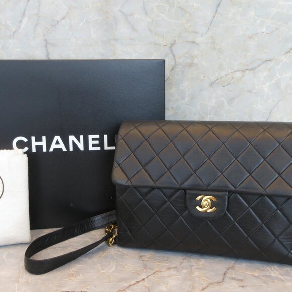 Authentic 1990s Chanel Backpack Black Lambskin Leather Quilted Vintage - Picture 1 of 16
